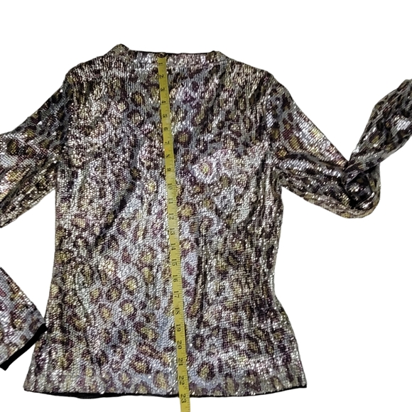 Oleg Cassini Platinum Collection Sequined Animal Print Top. Size XS. - Picture 5 of 12